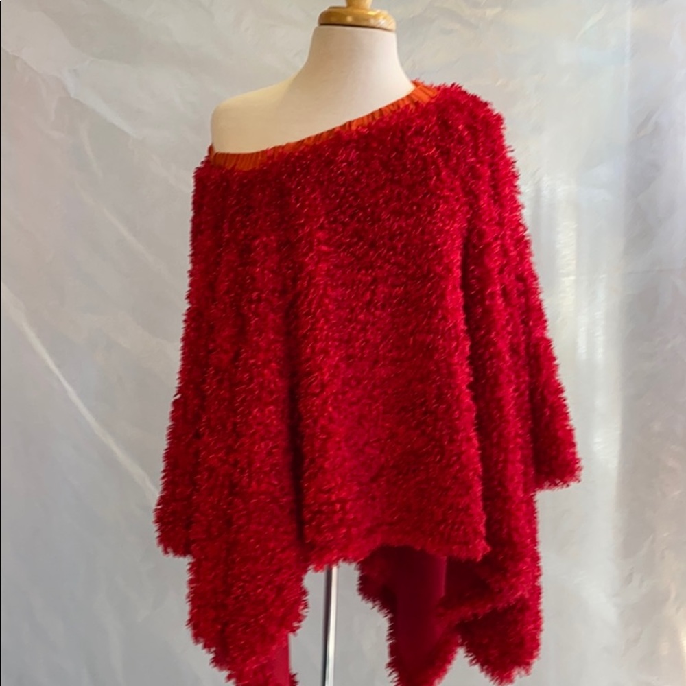 SOLD-Poncho red poodle